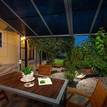 Casa Di Flora In Holiday home *